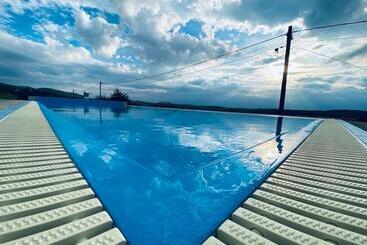 Pensiune Gold Horse Vendégház