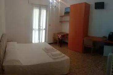 B & B Di Massimo C
