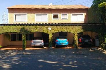 پانسیون Flat Tacaunas