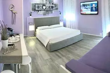 تختخواب و صبحانه Bb Veronesi