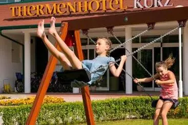 Thermenhotel Kurz