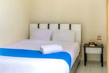 Pensão City Residence Kutai 32