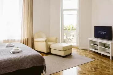 Bed and Breakfast Hangers