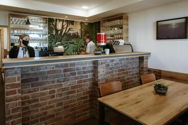 تختخواب و صبحانه Dom Na Slivnici