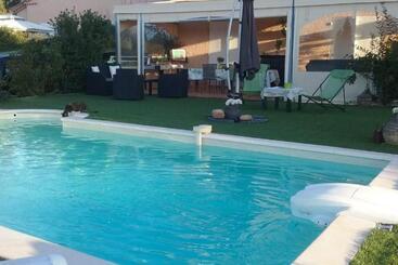 Nocleg ze śniadaniem La Bastide Neuve Des Oliviers