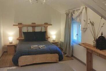 بنسيون Les Muzards