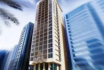 ホテル Centro Al Manhal by Rotana