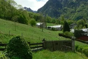Bed and Breakfast Le Clot De La Hount