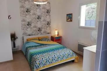 Bed & Breakfast Chambre Hôtes Jacuzzi Climatiseur Provence
