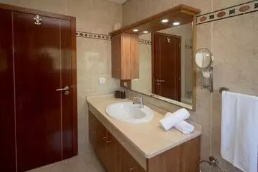 Pensió Riverzenhouse