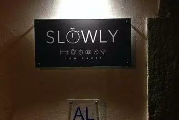 Schronisko Slowly Com Vagar