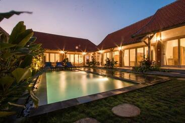ペンション Devan Guest House Canggu