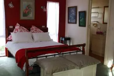 ベッドアンドブレックファースト At The Gallery