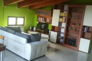 Bed and Breakfast La Villa In Campagna