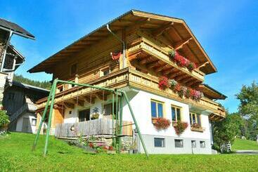 ホテル Biobauernhof Talhammer