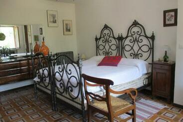 Пансион Emeroteca Del  900