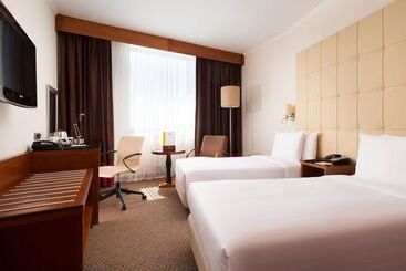 בית מלון כפרי Doubletree By Hilton  Novosibirsk