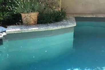 Bed and Breakfast La Maison Blanche Uzès