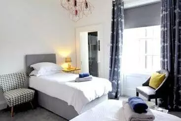 Bed and Breakfast Rosalind House