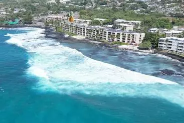 هتل آپارتمان Oceanfront Luxury Condo