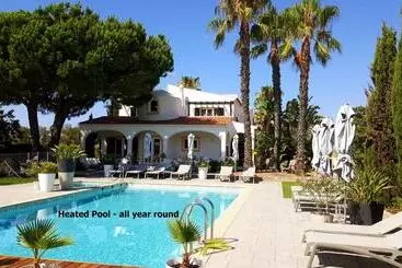 Casa Bela Moura, Boutique Hotel & Wine