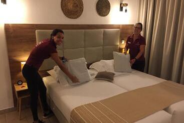 Casa Bela Moura, Boutique Hotel & Wine