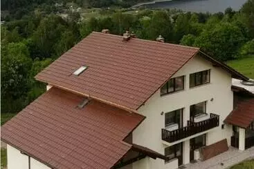 Bed and Breakfast Pensiunea Bradet