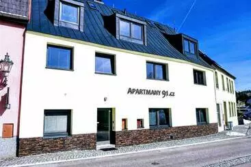 هتل آپارتمان Apartmány 91 Boží Dar