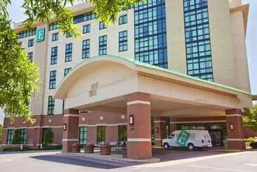 ホテル Embassy Suites By Hilton At Hot Springs Convention Center