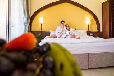 فندق The Breakers Diving And Surfing Lodge Soma Bay