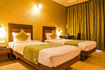 酒店 Tourist International