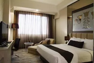 Verwood Hotel And Serviced Residence