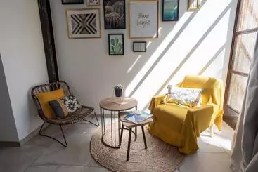Bed and Breakfast Le Champ Des Oliviers