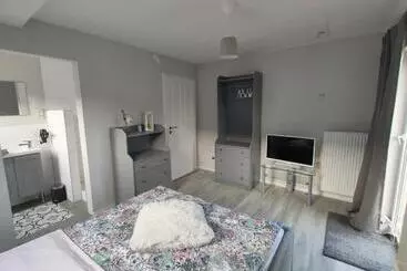 Aamiaismajoitus (B&B) Gästehaus Voyage