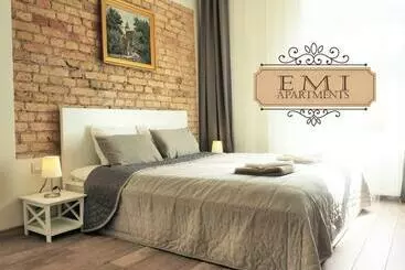 Emi Apartment