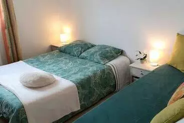 Bed and Breakfast Maison De La Loue