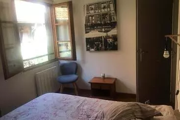 Bed and Breakfast Au Merlenchanteur