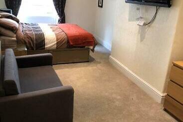 민박 Wellington Tavern Accommodation