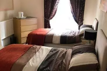 Bed and Breakfast Wellington Tavern Accommodation