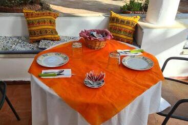 Aamiaismajoitus (B&B) Villa Il Glicine