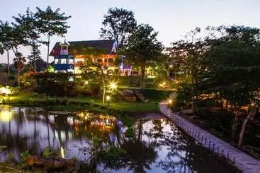 Chez Piera Resort