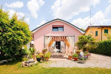 Bed and Breakfast Garden Loft