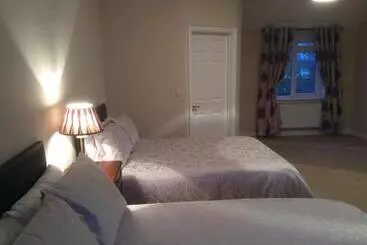 Seven Oaks B&b