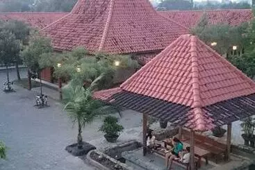 Hotelli Grand Cepu