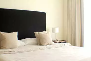 هتل Art Suites & Gallery