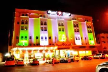 Hotel Crystal Suites