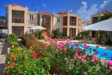La Pointe Villas