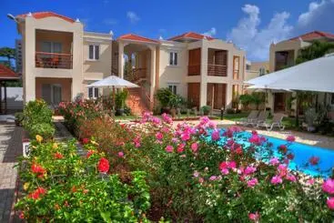 La Pointe Villas