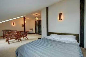 تختخواب و صبحانه Aero