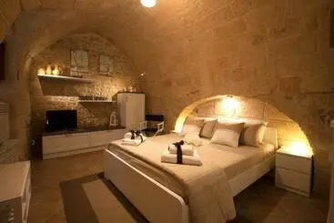 تختخواب و صبحانه Dormirètrani